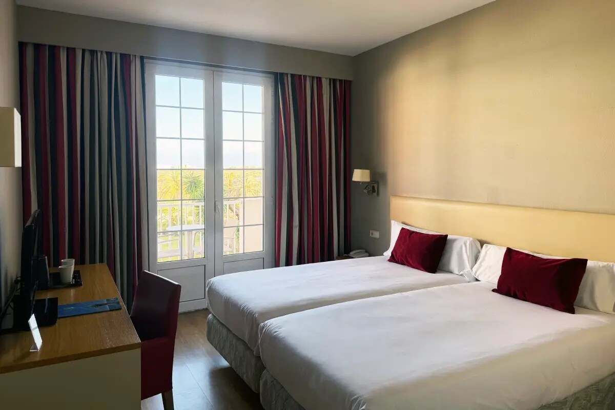 Senator Port Mao Hotel photo 3
