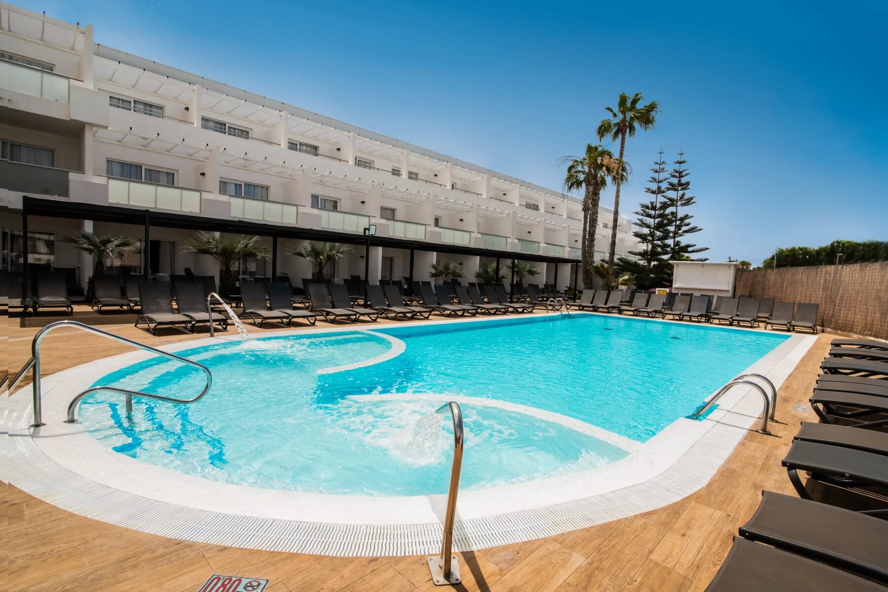 Hotel Sentido Aequora Lanzarote Suites photo 2