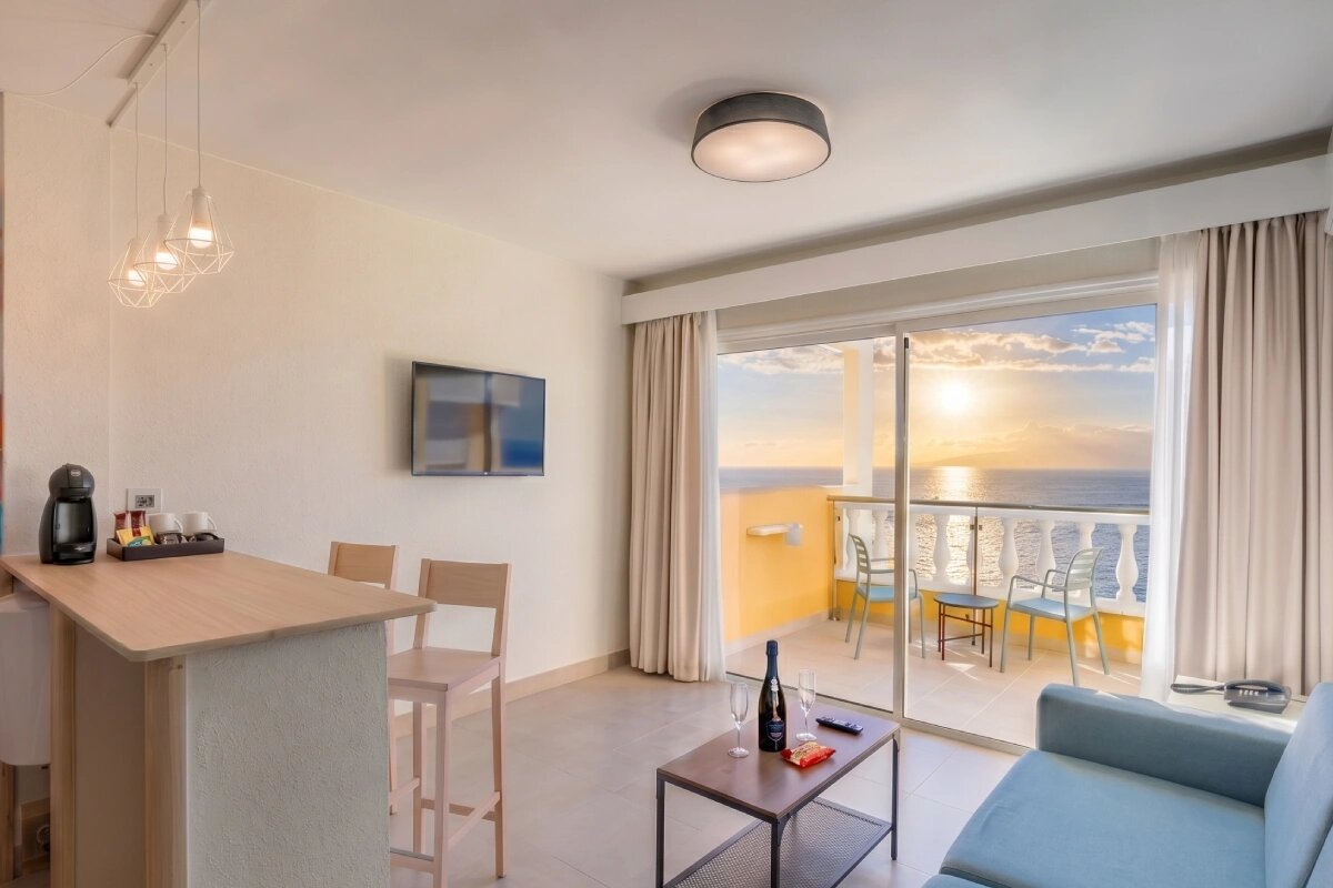 Servatur Isora Suites photo 8