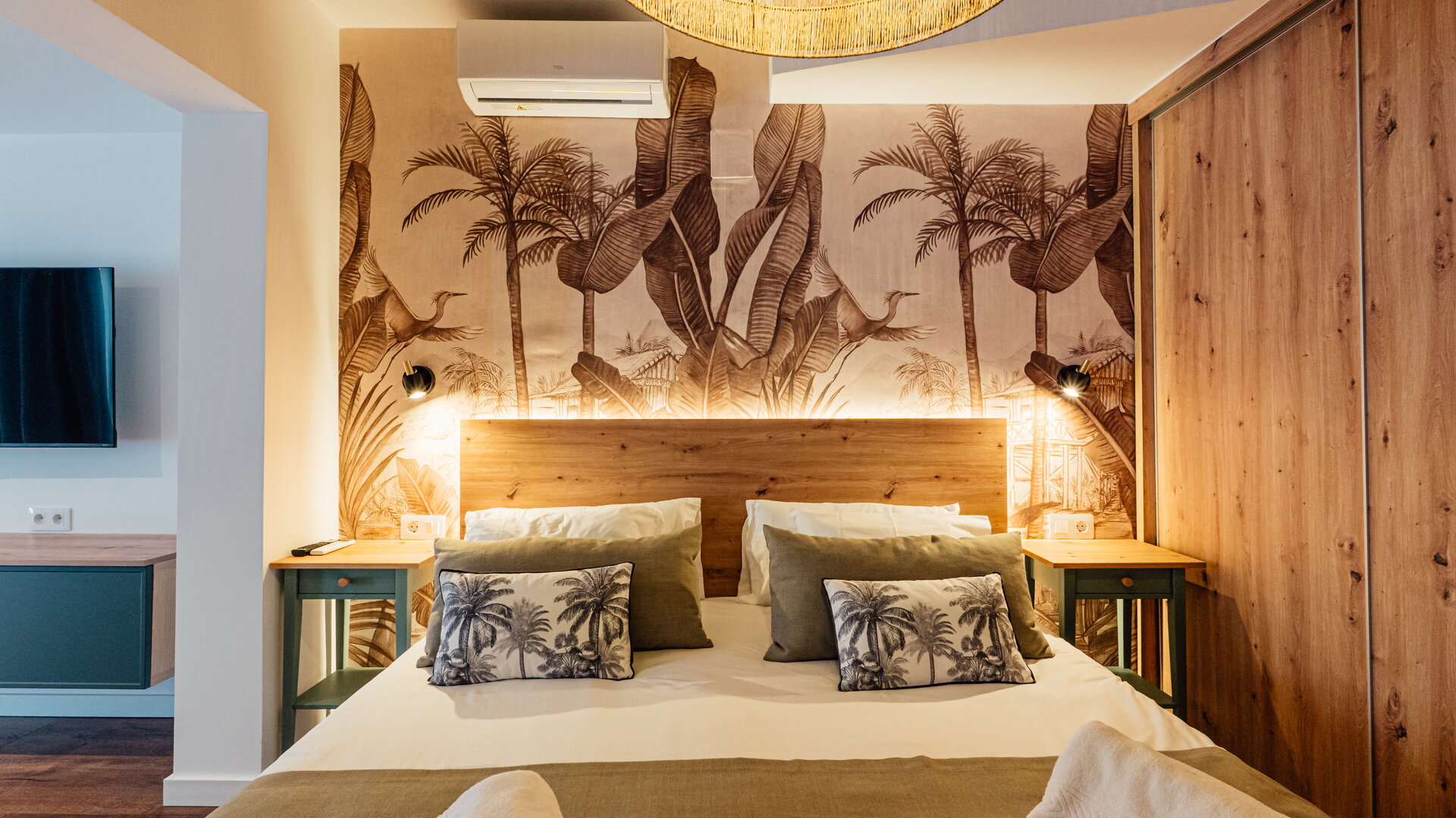 Sunset Suites by Bull photo 7