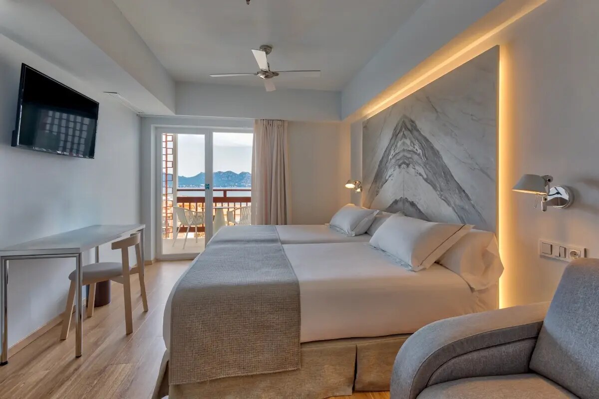 Talayot Hotel photo 3