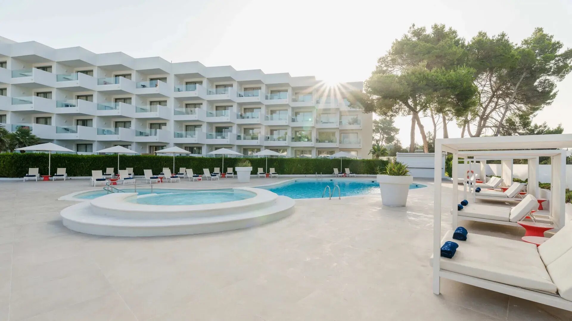 THB Naeco Ibiza photo 1