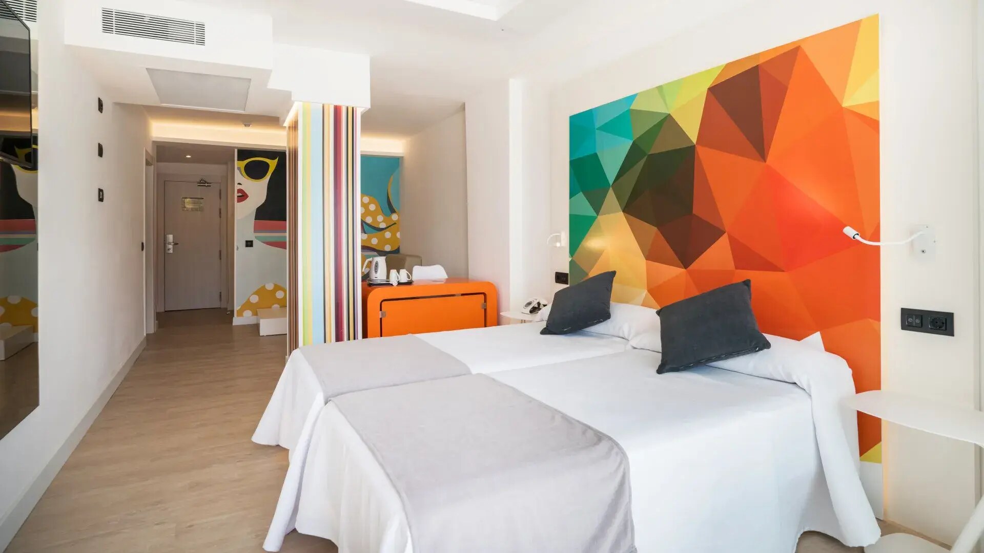 THB Naeco Ibiza photo 7