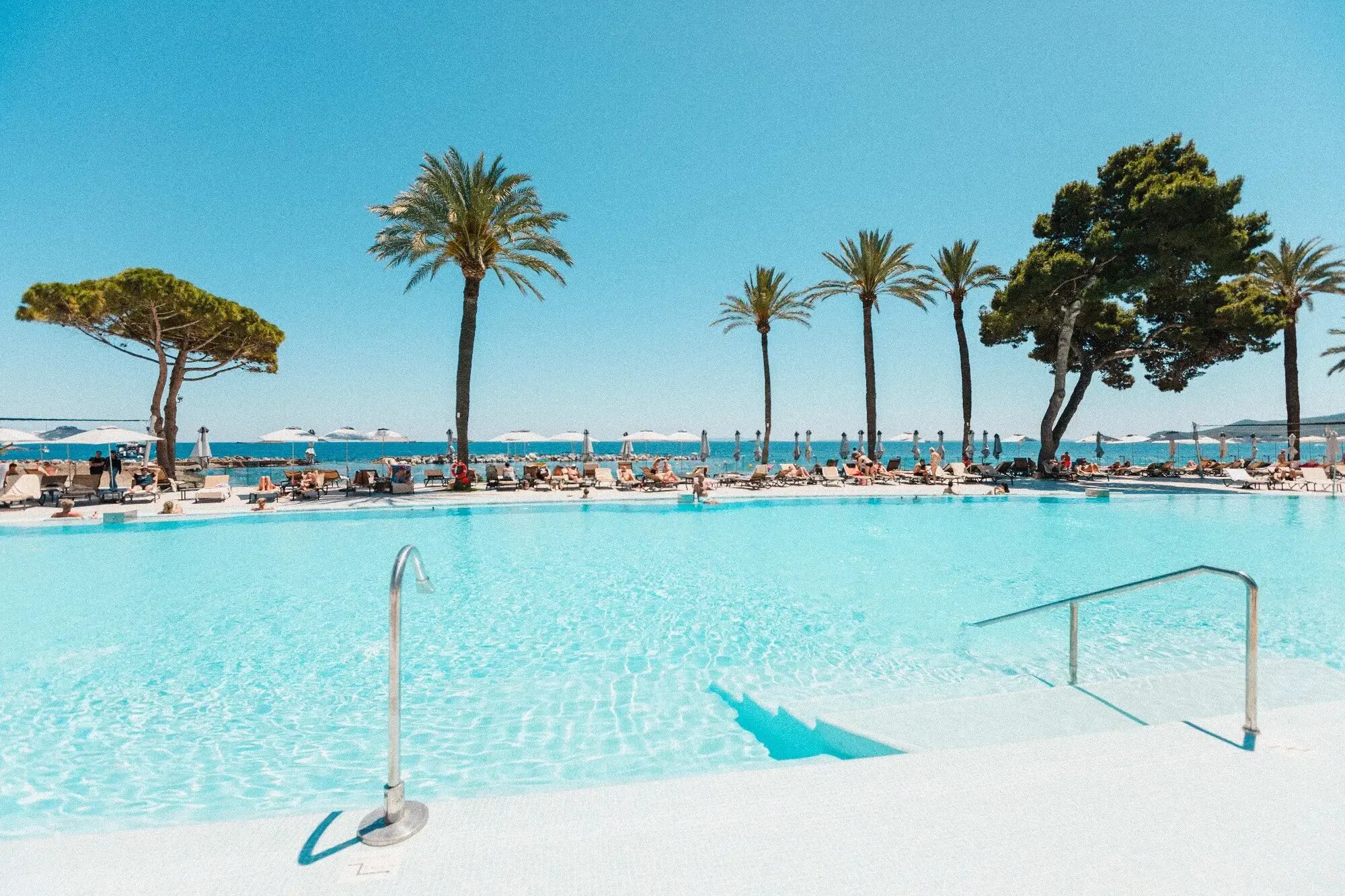 The Ibiza Twiins photo 2