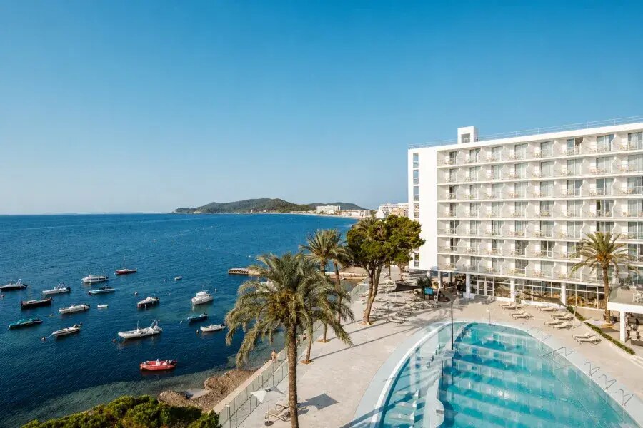The Ibiza Twiins photo 3