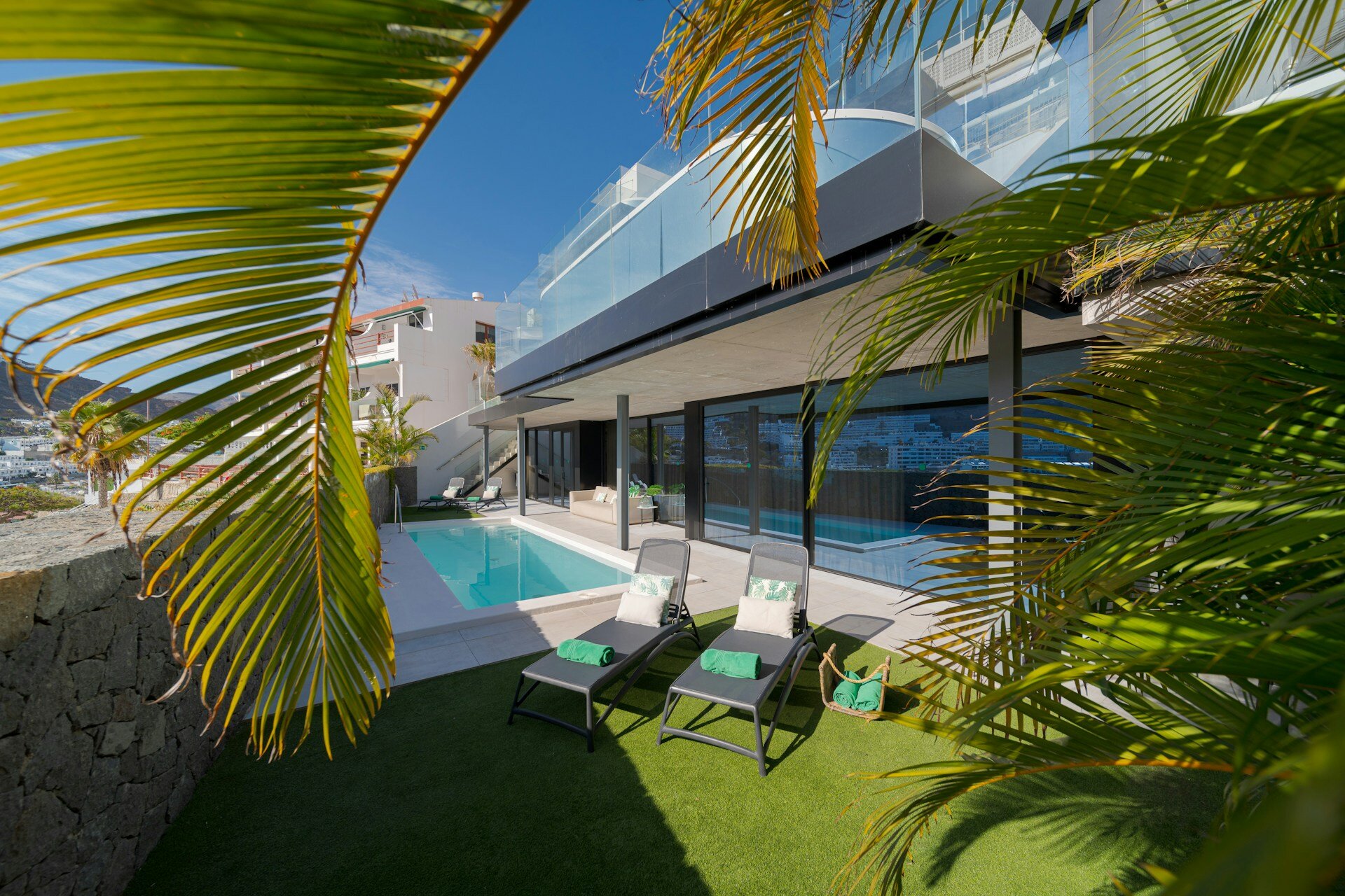 The One Luxury Apartments photo 2