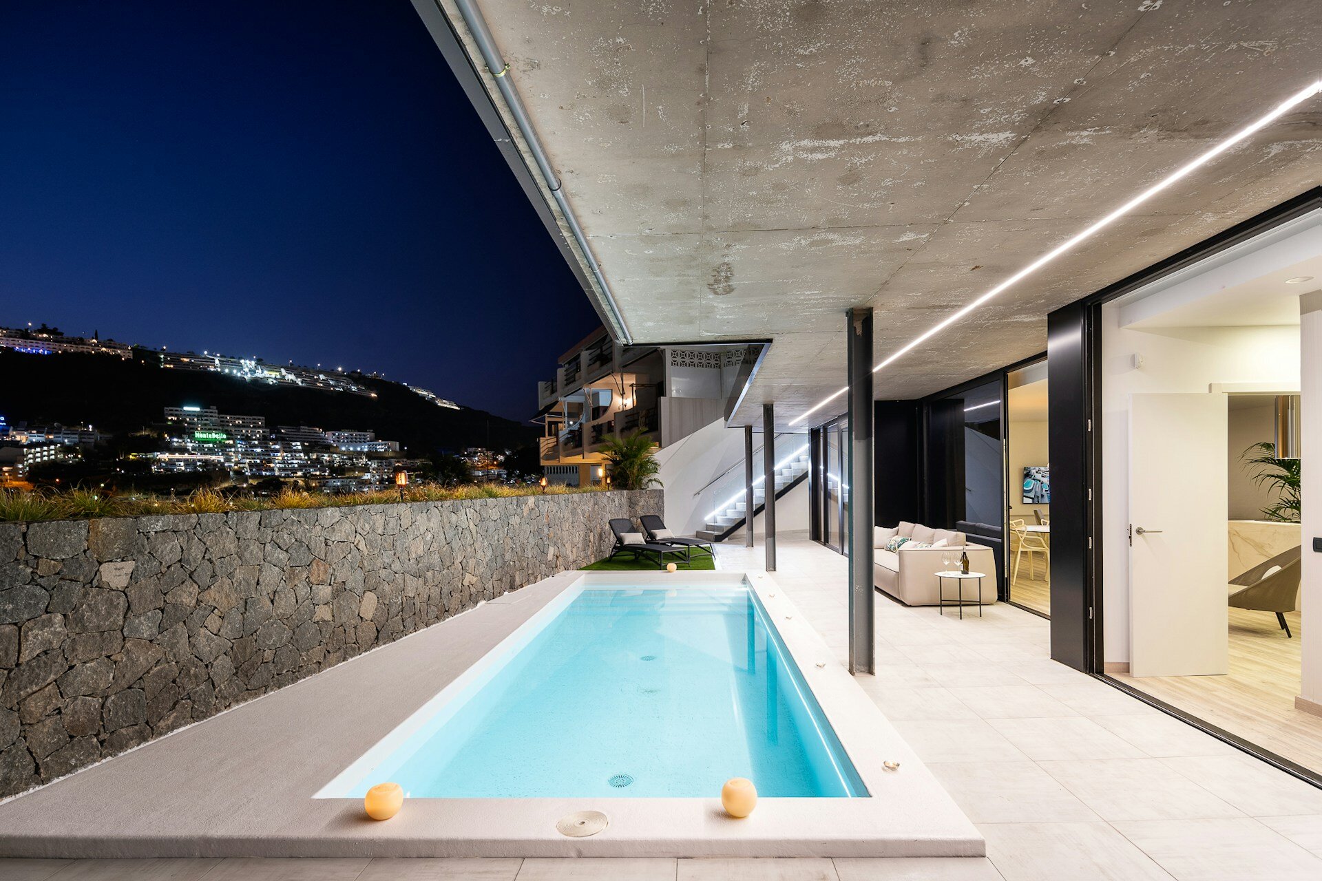 The One Luxury Apartments photo 5
