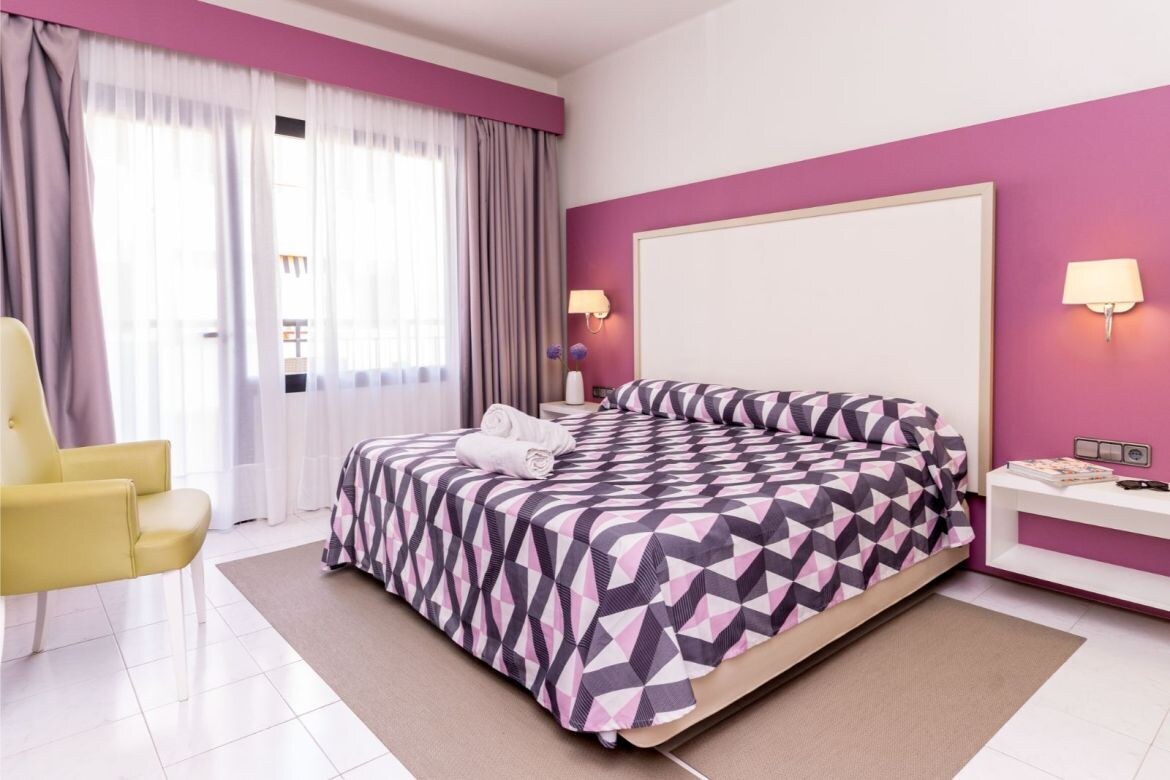The Purple Hotel by Ibiza Feeling photo 7