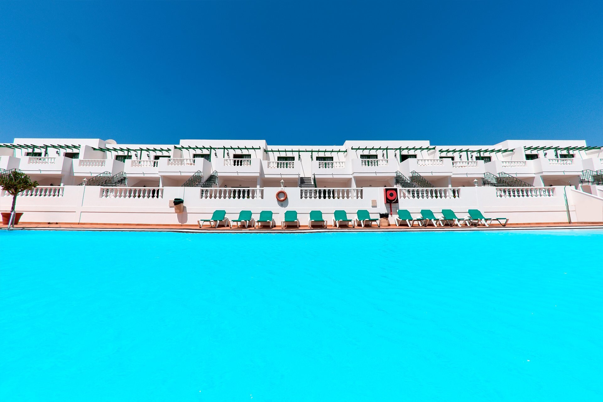 Tisalaya Apartments