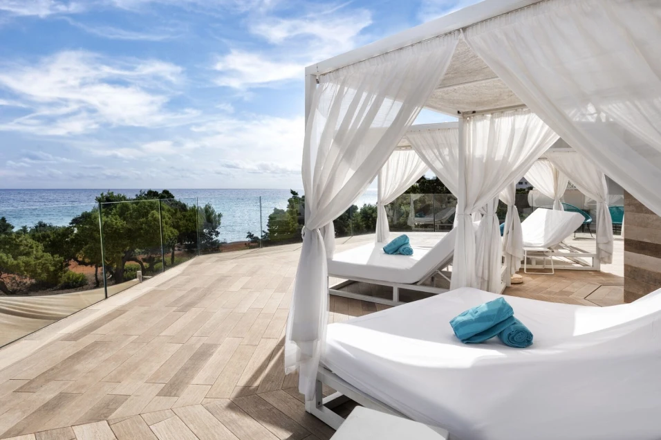 Tropic Garden Hotel Apartments