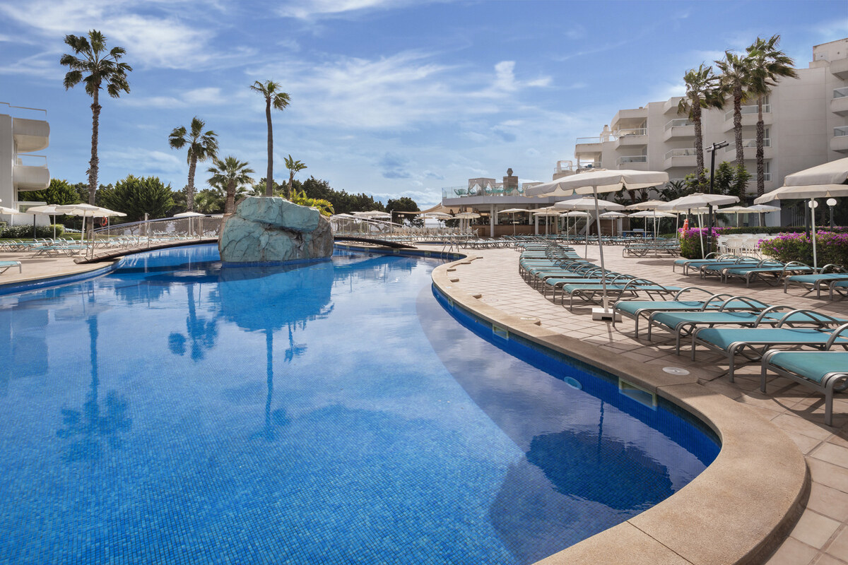 Tropic Garden Hotel Apartments photo 3