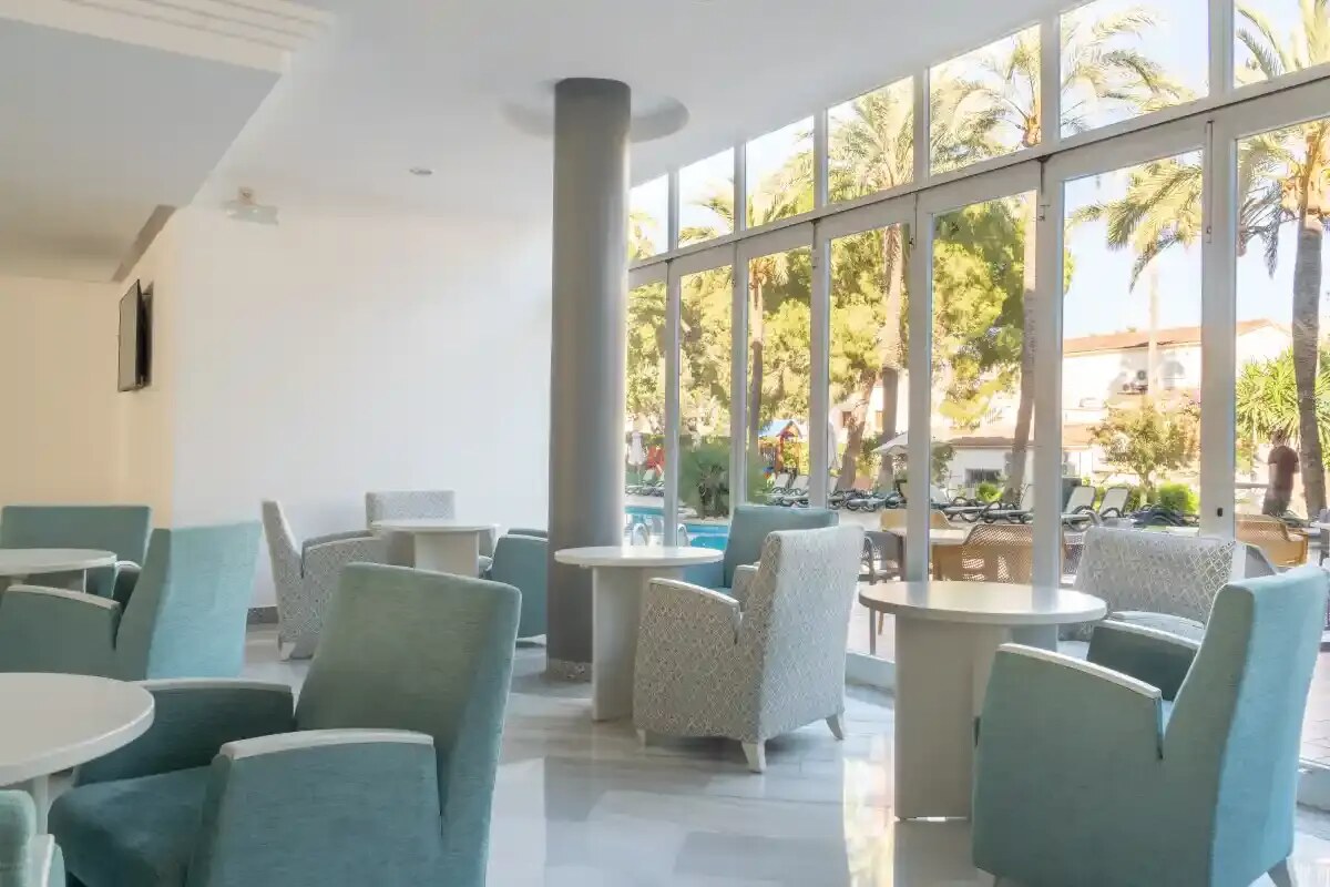 Tropicana Hotel photo 9