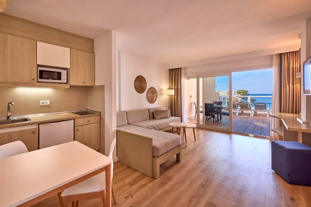 Universal Aparthotel Don Camilo photo 6