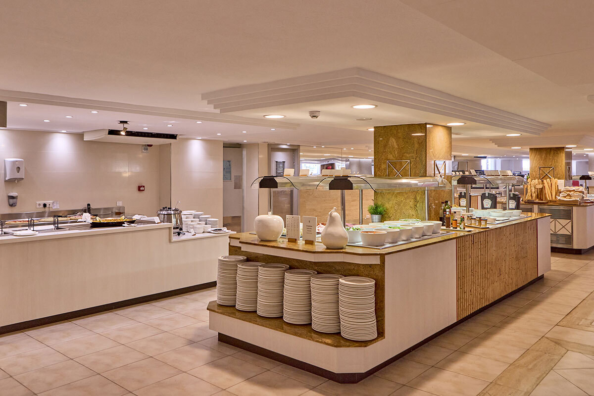 Universal Hotel Perla photo 9