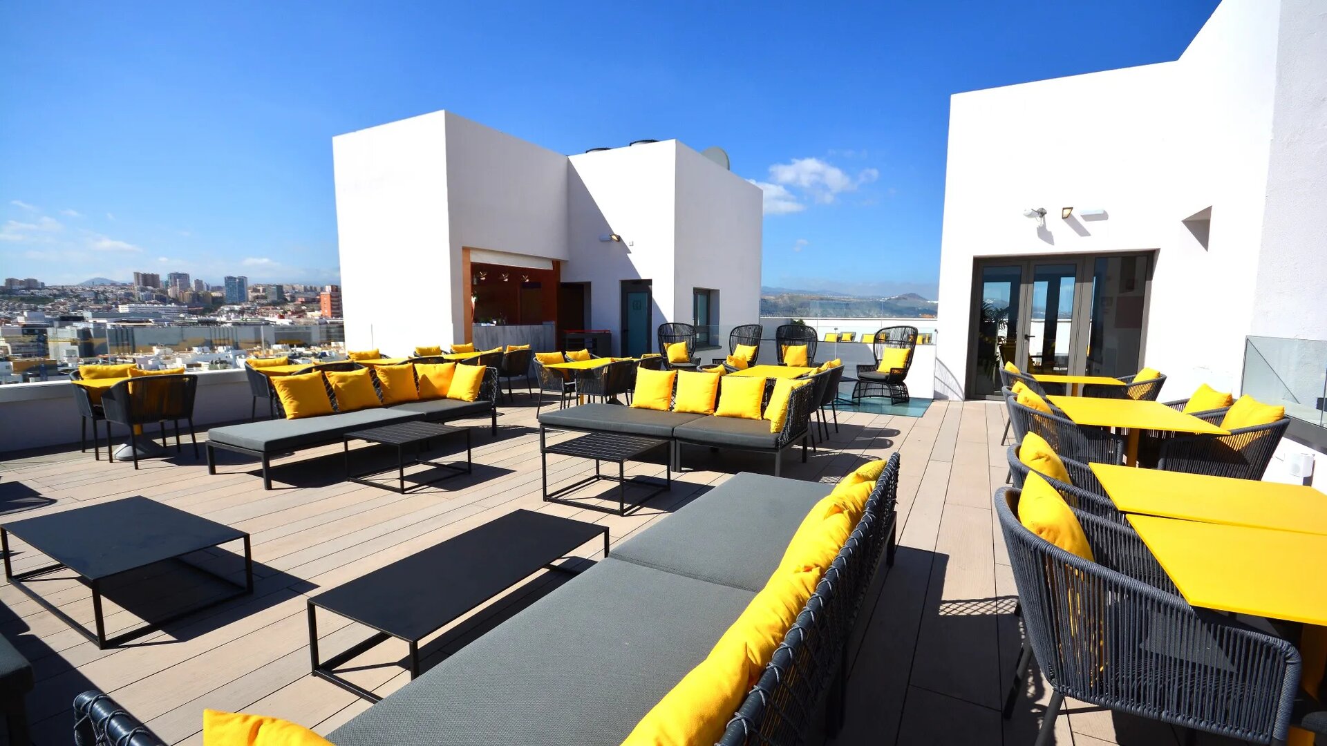 URBANSEA Holiday Homes photo 2
