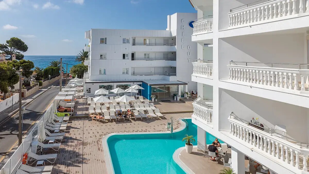 Welikehotel Triton Beach photo 1